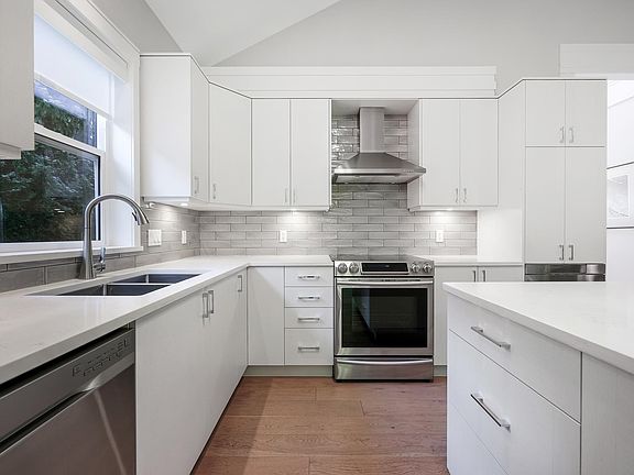2nd image of 8-3500 144th St #8