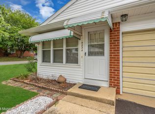 523A Lilac Ln, Manchester Township, NJ