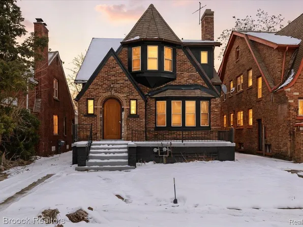 17180 Kentucky St, Detroit, MI 48221