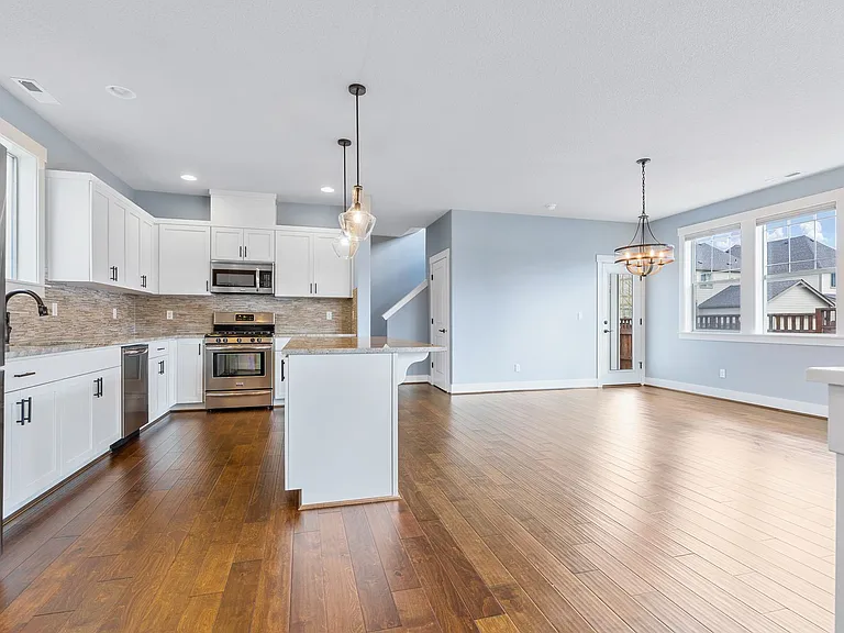 14805 NW Cosmos St — Photo 32