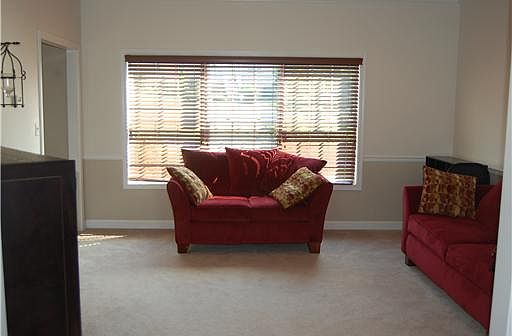 5th image of 122 Birchwood Way