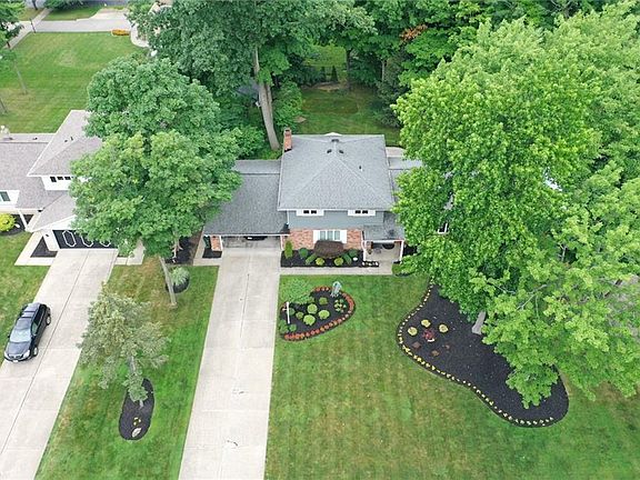2nd image of 1058 W Mill Dr