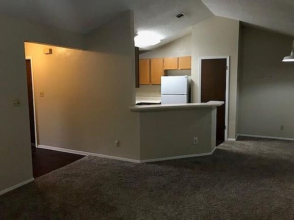 2nd image of 2613 Garrettson Dr #B