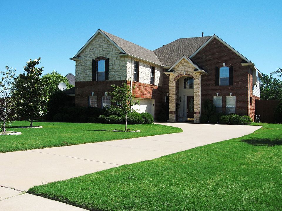 1st image of 2912 Greenfield Ct