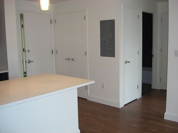 5th image of 832 Dekalb Ave APT 3K
