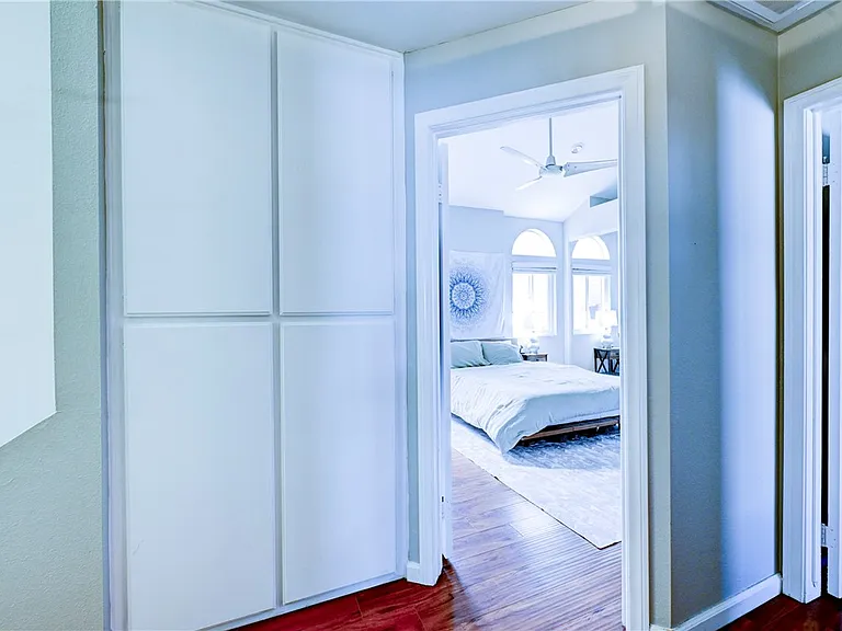 260 Victoria St #5 — Photo 28