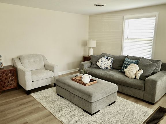 4th image of 610 Obispo St