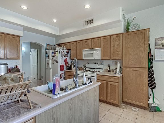 5th image of 45 E 9th Pl Unit 63