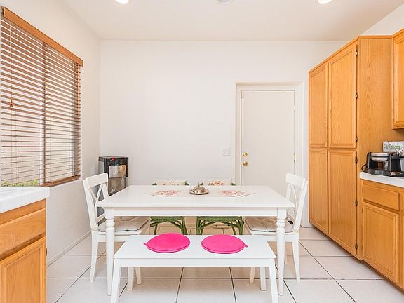 2nd image of 10856 Ivy Hill Dr Unit 5