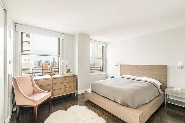 Sold by Compass | media 11