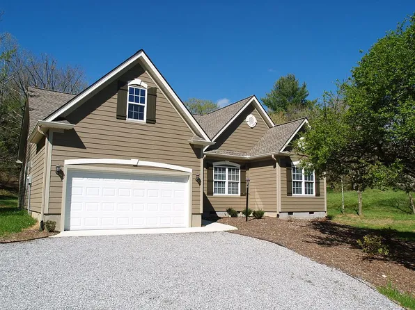 509 Shamrock Dr, Asheville, NC 28803