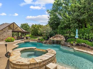 2402 Deer Run Ct, Heath, TX 75032