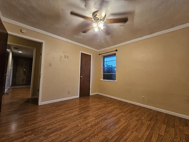 237 N Murphy Rd — Photo 13