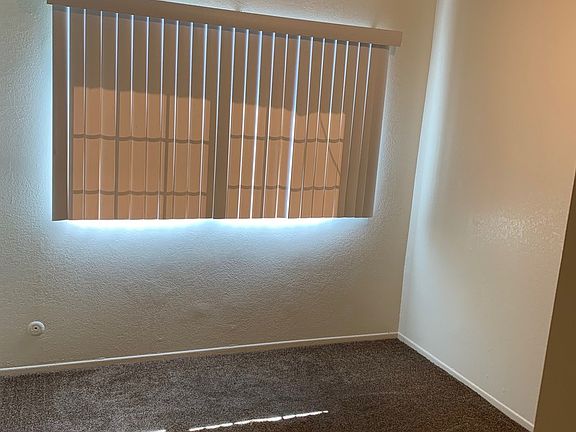 5th image of 1302 W 97th St APT 6