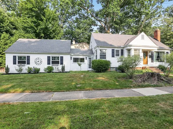 28036 W Oakland Rd, Bay Village, OH 44140