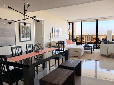 3625 N Country Club Dr APT 2502, Aventura, FL, 33180