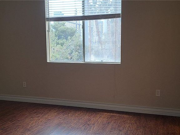 4th image of 270 E Flamingo Rd Unit 227