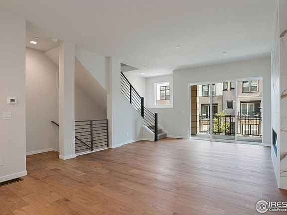 3rd image of 352 Marshall Rd