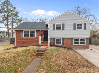 101 Yorkshire Ter, Hampton, VA 23666
