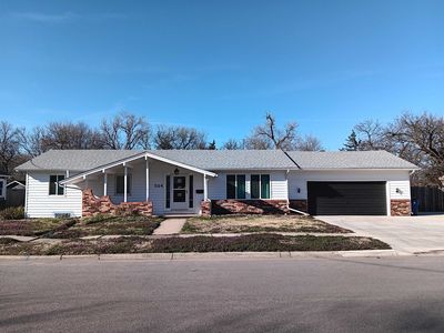 524 W 1st St, Valley Center, KS, 67147