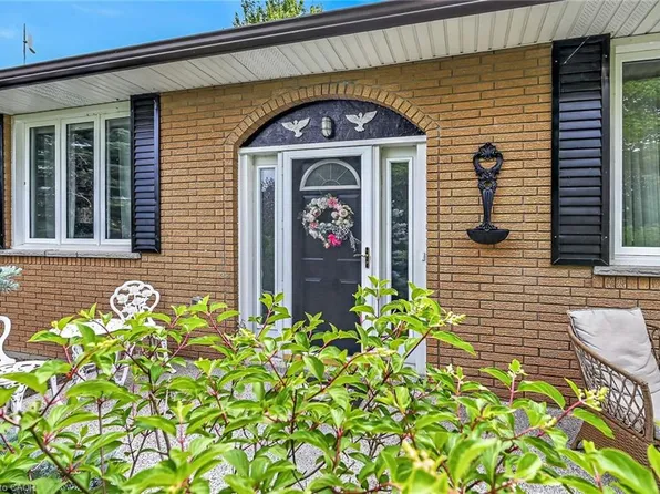 791 Cheapside Rd, Haldimand County, ON N0A 1J0