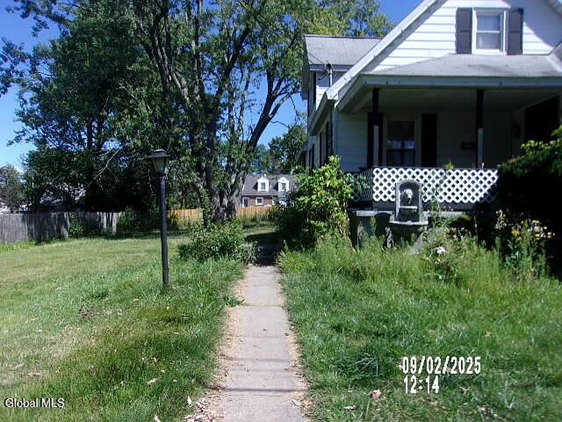 5th image of 1537 Kingston Avenue