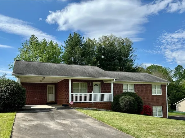 860 Green Acres Myers Street, Millers Creek, NC 28651