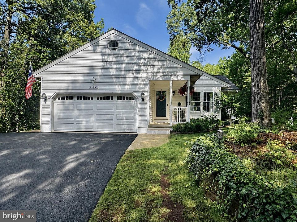 1st image of 22995 Wedgewood Ln