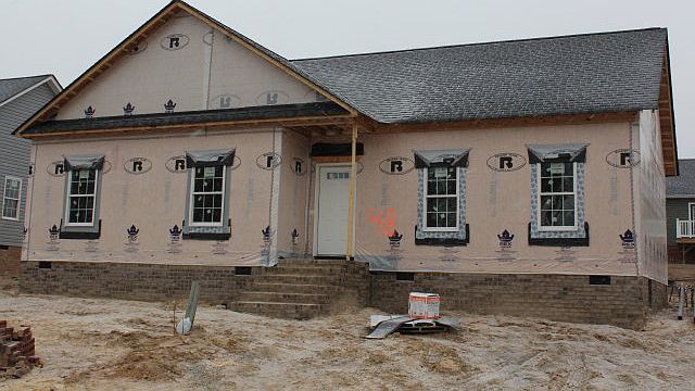 1st image of 614 Yellowstone Dr