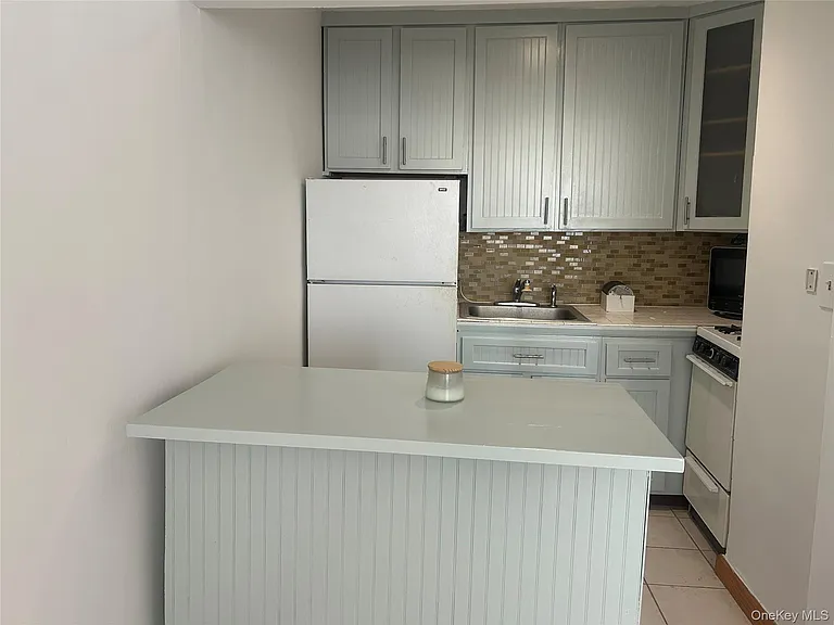 855 E Broadway #5B — Photo 6