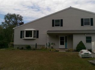 263 Fitch Rd, Saratoga Springs, NY 12866