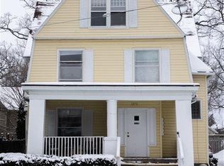 1575 Wealthy St SE, Grand Rapids, MI 49506