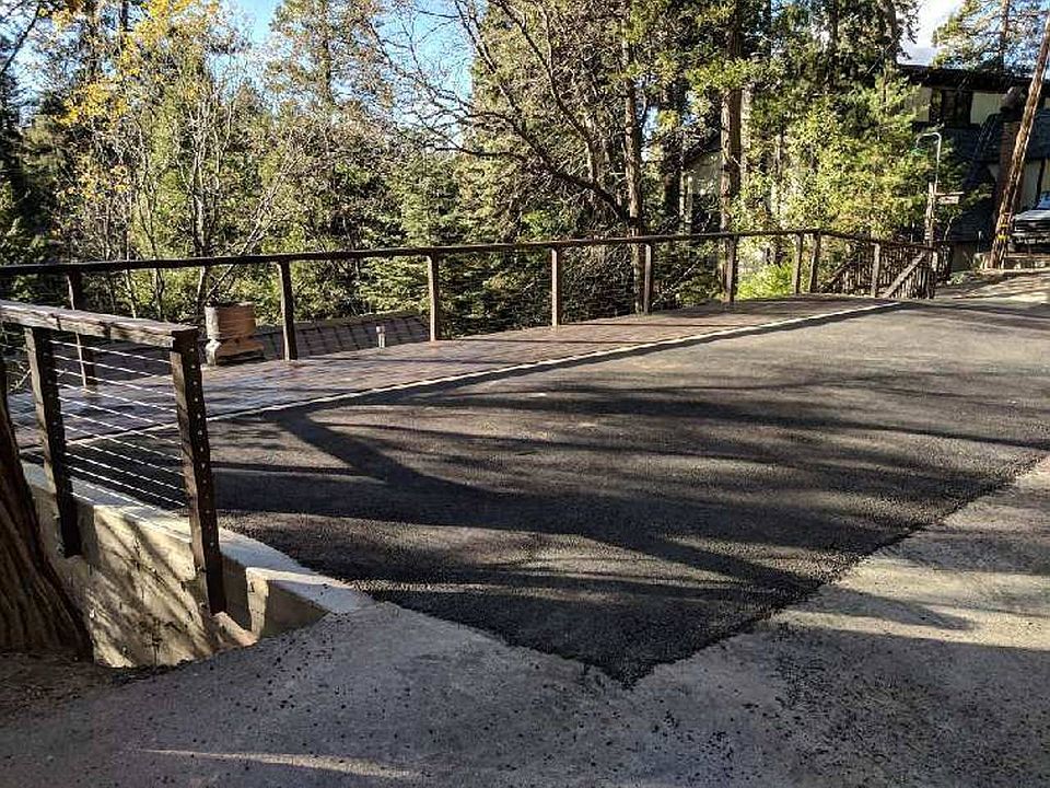 2nd image of 27951 Lakes Edge Rd