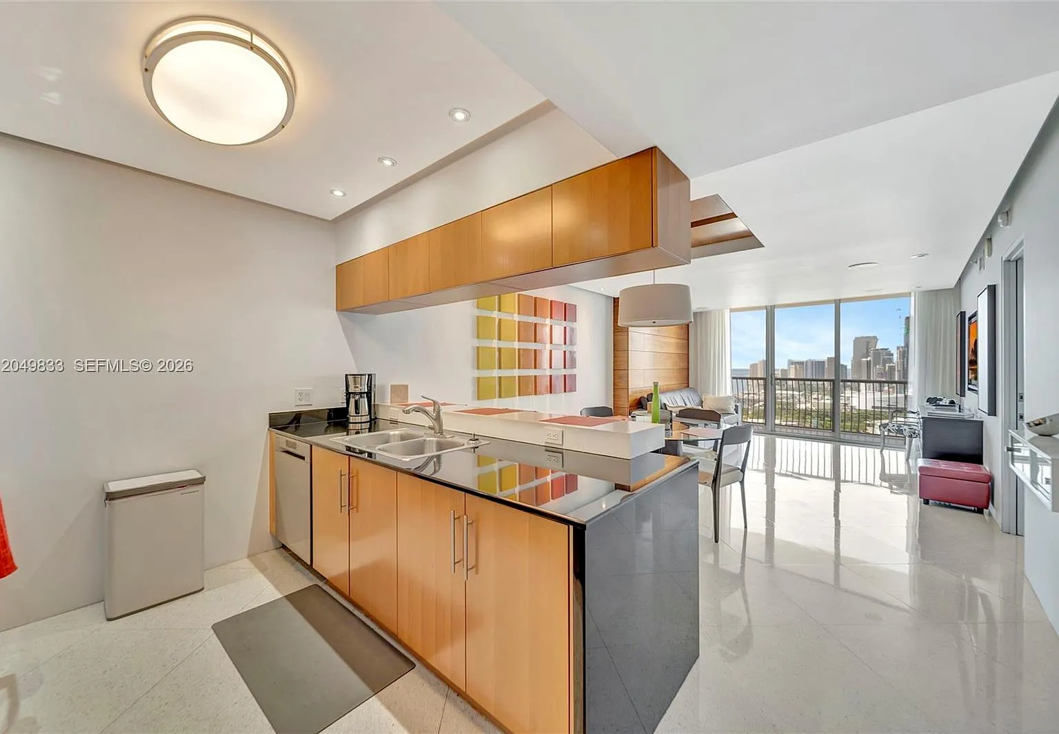 Opera Tower Condo — Photo 1