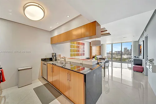 1750 N Bayshore Dr #3910 Photo 1 1750 N Bayshore Dr #3910 Photo 1