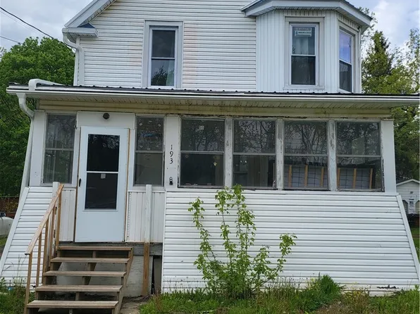 193 Elm St, Salamanca, NY 14779