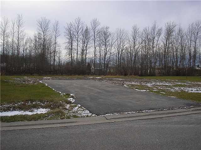 2nd image of 6804 Erica Ln