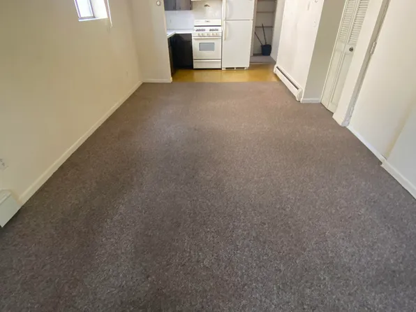 122 Liberty St APT B, Quincy, MA 02169