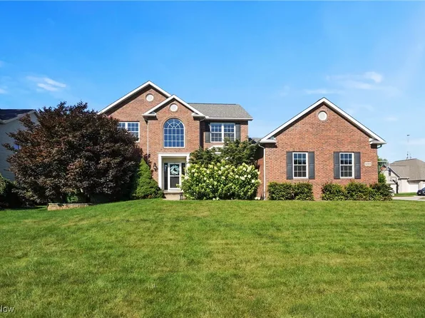 5003 Lake Breeze Lndg, Stow, OH 44224