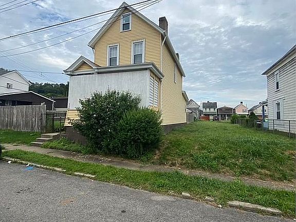 2nd image of 324 29th St