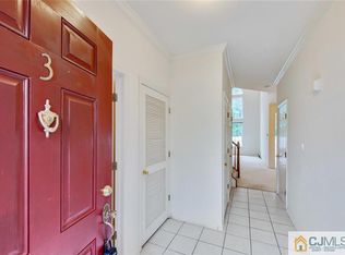 3 Windsor Dr, Princeton Junction, NJ 08550