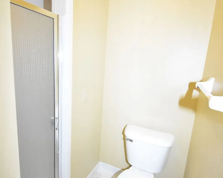 3049 Westchester Dr — Photo 23