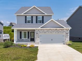 119 E Fortenberry St, Oak Ridge, TN 37830