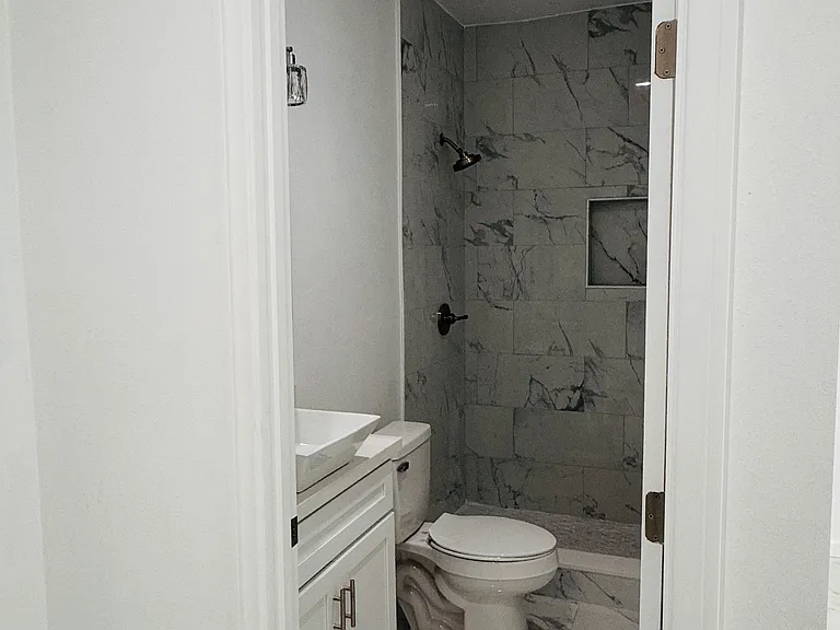 6245 Chapman Ave — Photo 7
