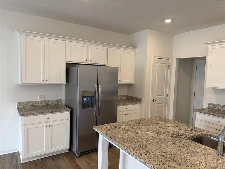 115 Vision St — Photo 3