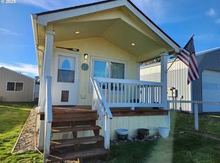 135 S 13th St, Lakeside, OR 97449