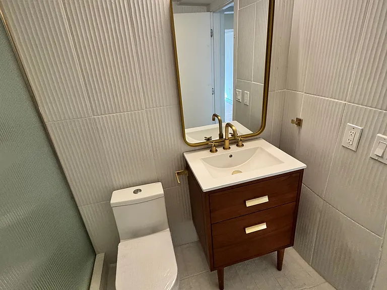 3800 G St — Photo 14