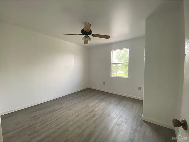 521 E Sprague St #3 — Photo 7