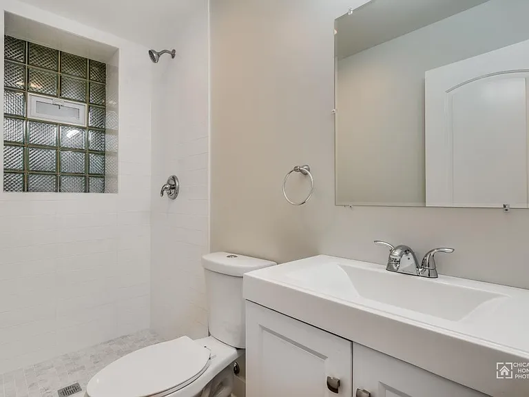 2025 W Jarvis Ave #3 — Photo 20