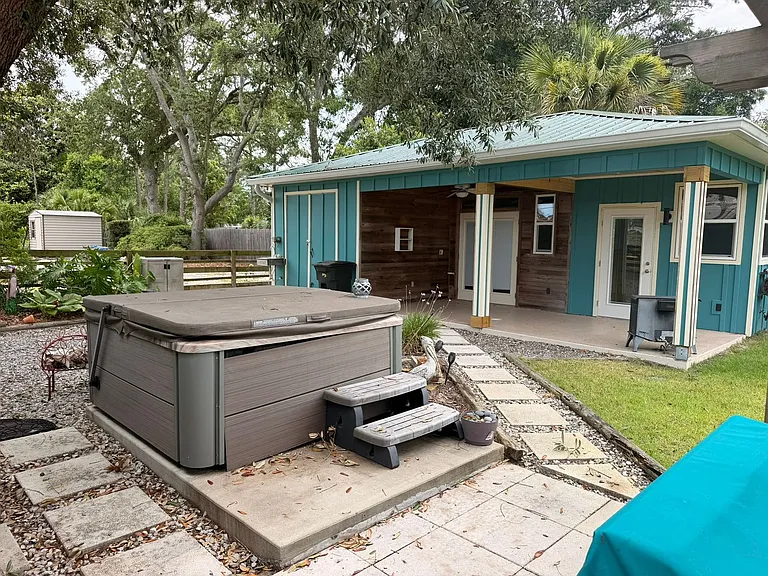 215 Woodlawn Dr — Photo 23